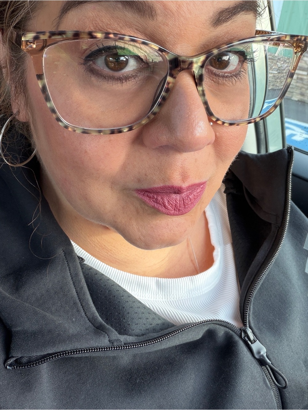 Meet your Posher, Tina marie